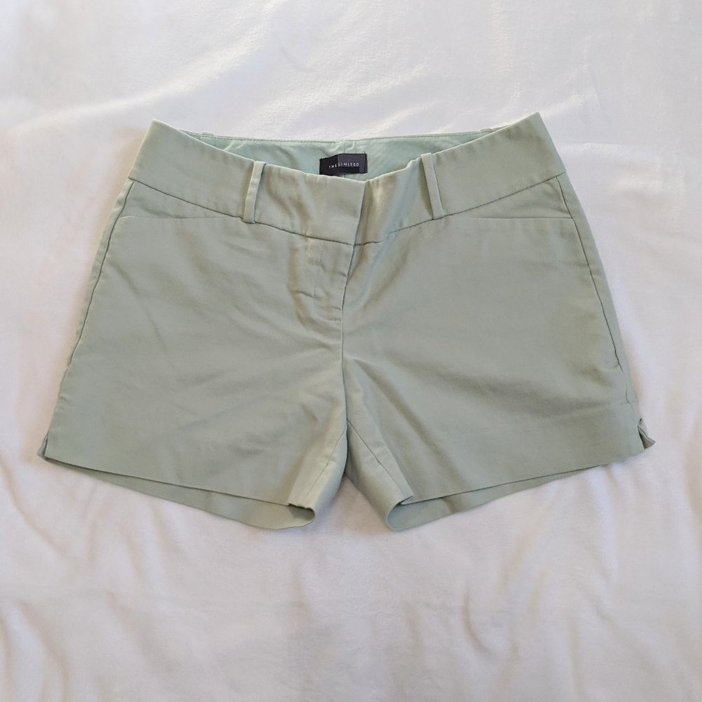 The Limited Green Shorts Sz 4